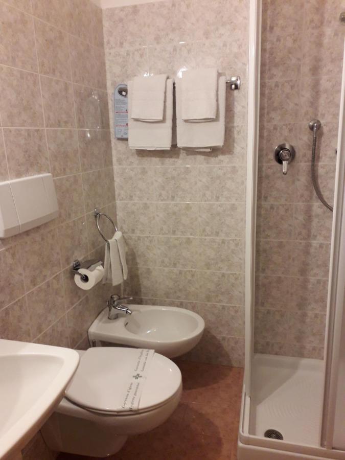 Casa Salvaterra Affittacamere Pinzolo Eksteriør billede